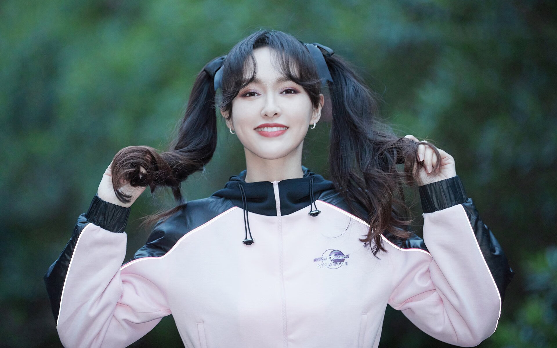 开云官网APP下载-德甲激战：拜仁在补时阶段绝杀多特，榜首变化瞬间发生，德甲拜仁对多特