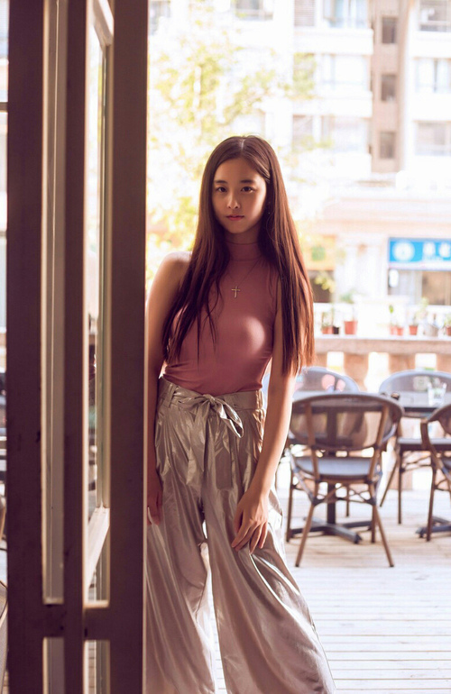 西甲:马德里双雄争夺激烈,积分差距缩小,马德里竞技西甲直播赛