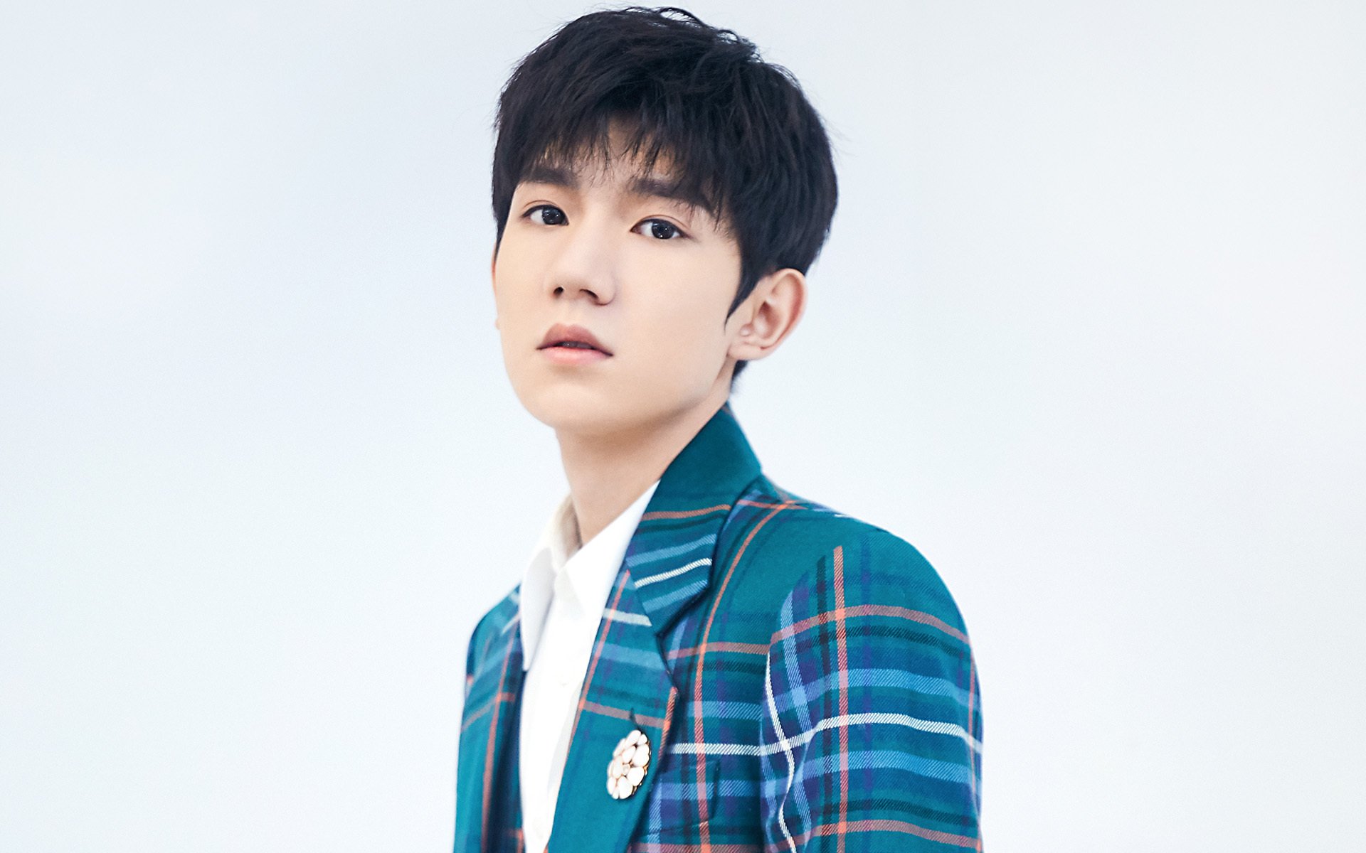 上海海港新赛季阵容公布,上海海港首发阵容