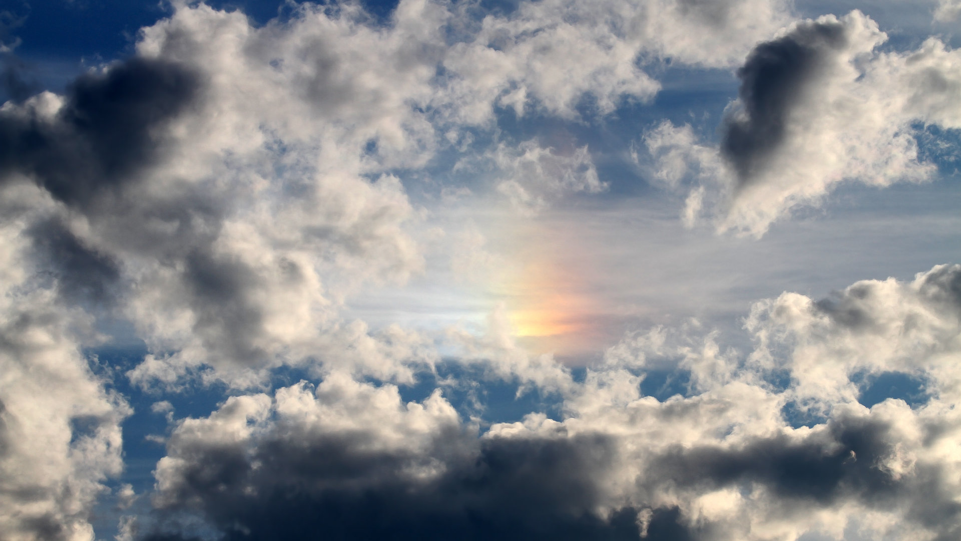 中超联赛收官在即，各队积分悬殊分出胜负